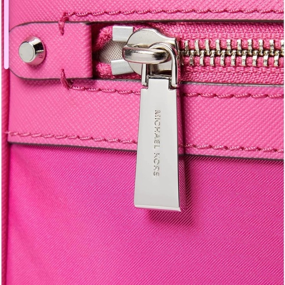 MICHAEL KORS Bag Jet Set Nylon Hot Pink Gabardine Messenger Crossbody AUTHENTIC - Picture 3 of 15